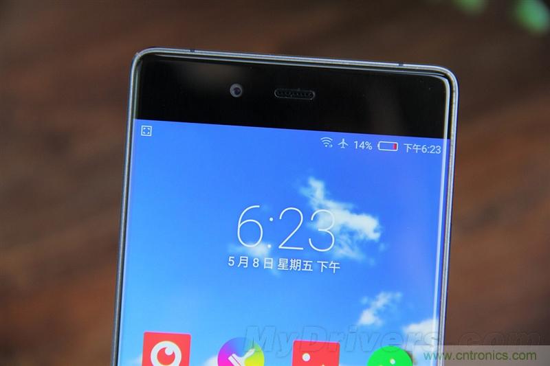 無邊框的 nubia Z9 ，一款既有驚喜，又有驚艷的智能手機(jī)